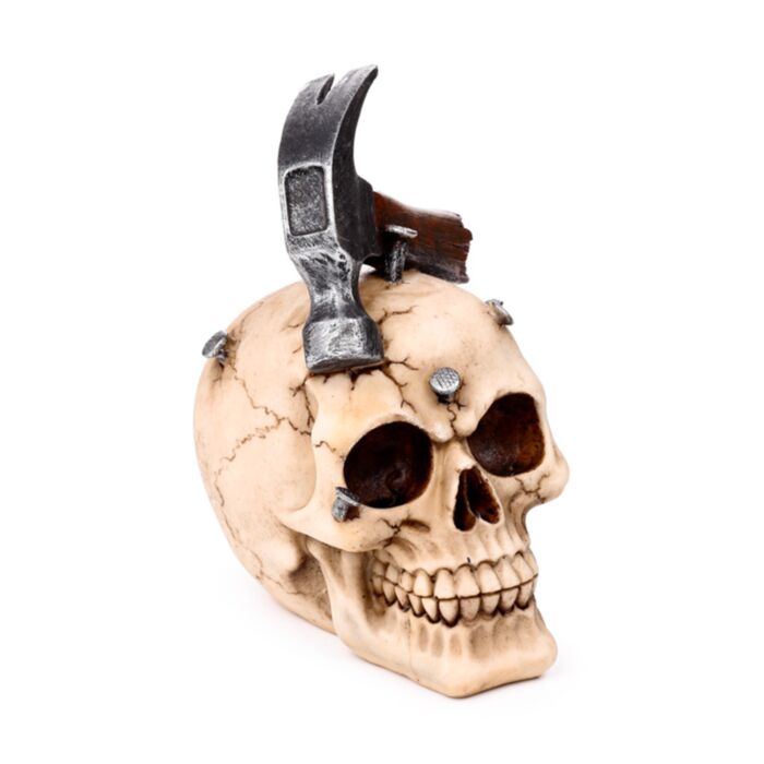 Figura Calavera con Martillos y Clavos