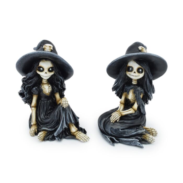 Figura de Chica Esqueleto sentada con Sombrero de Bruja 