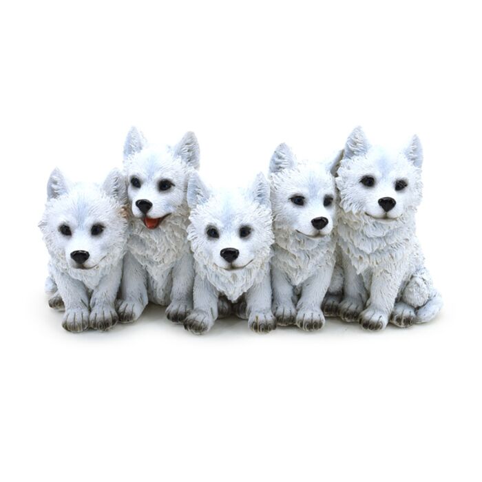 Figura Cinco Cachorros de Lobo Traviesos