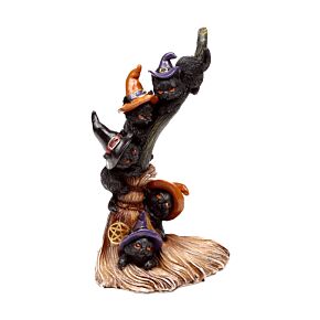 Figura Brujas Gatos Negros subiendo por la Escoba Figura Brujas Gatos Negros subiendo por la Escoba