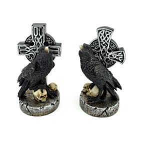 Figura de Cuervo con Cruz Celta y Calaveras