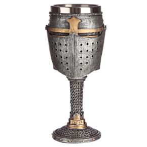 Copa Decorativa Casco y Malla Medieval