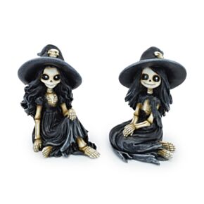 Figura de Chica Esqueleto sentada con Sombrero de Bruja 